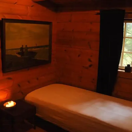 Semesterbostad Unique Log In Quiet Forest